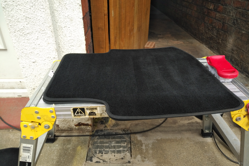 Illustration for article titled Skoda Lounge Mats came yesterday